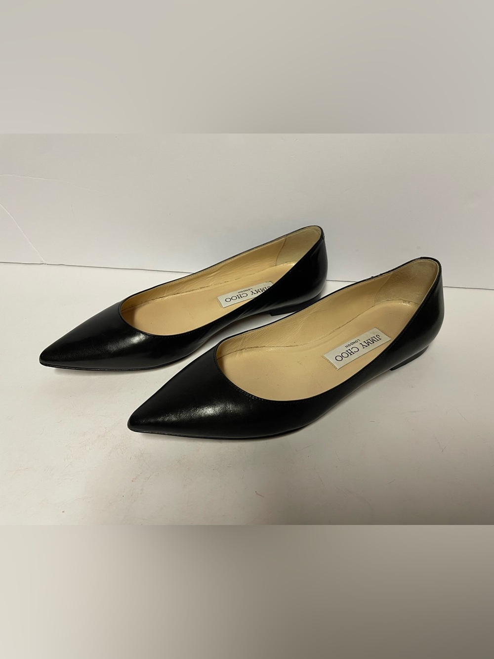 Jimmy Choo Black Pointed-Toe Leather Flats ballets 36